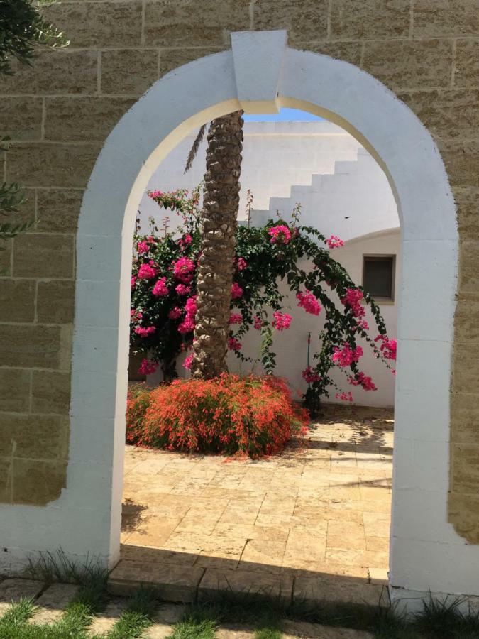 Casa Vacanze La Corte Aparthotel Torre Vado Buitenkant foto