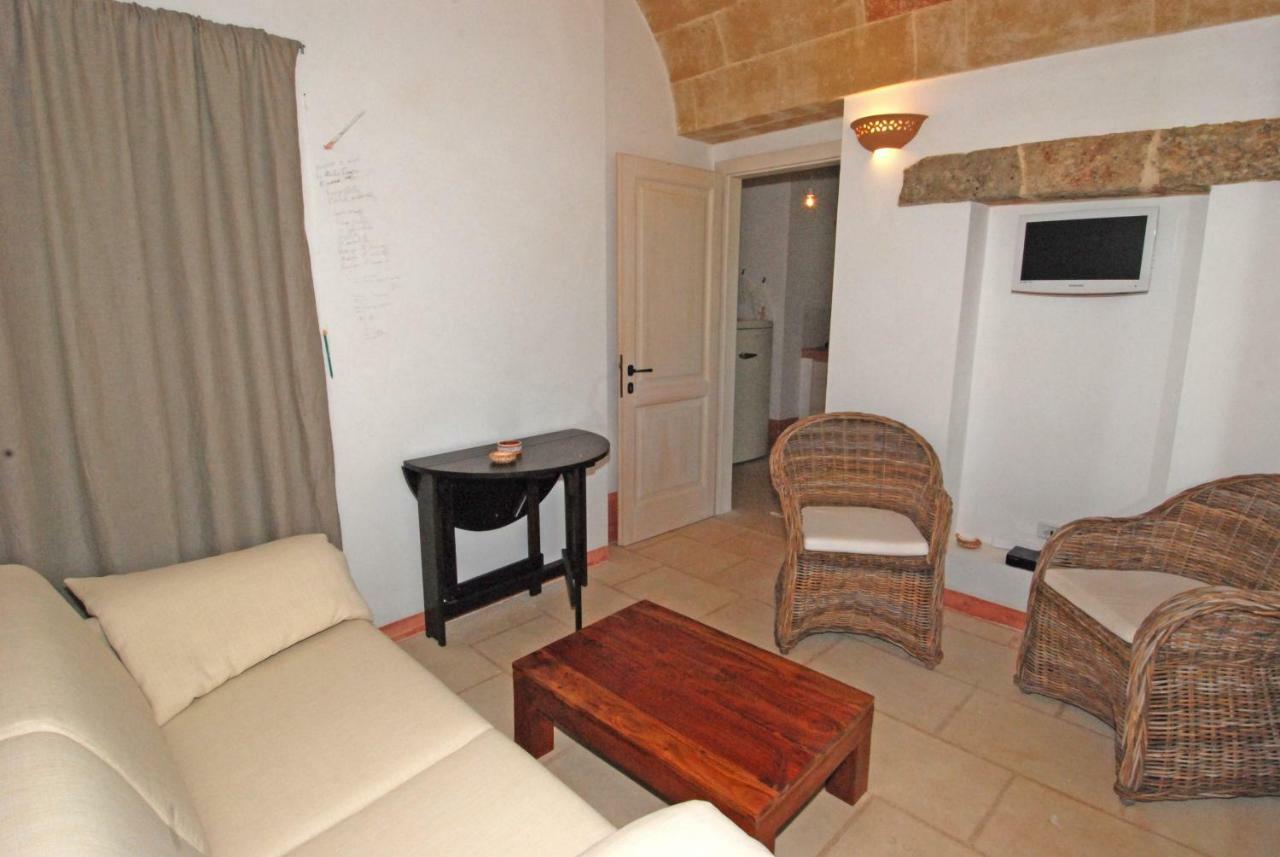 Casa Vacanze La Corte Aparthotel Torre Vado Buitenkant foto